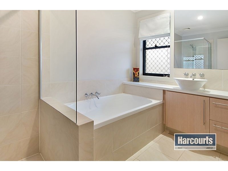 13/80 McIntyre Street, Hendra QLD 4011