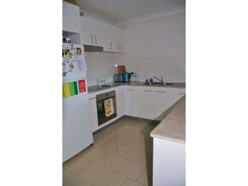 2/2 Riverton Street, Clayfield QLD 4011