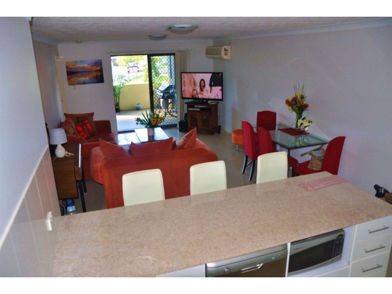 2/2 Riverton Street, Clayfield QLD 4011