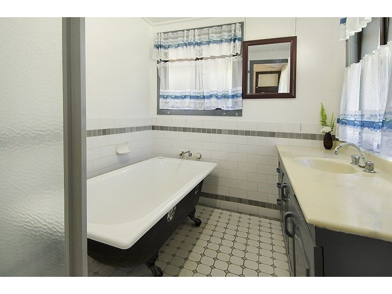 61 Goodwood Street, Hendra QLD 4011