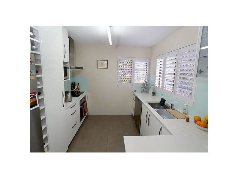 4/19 Llewellyn Street, New Farm QLD 4005