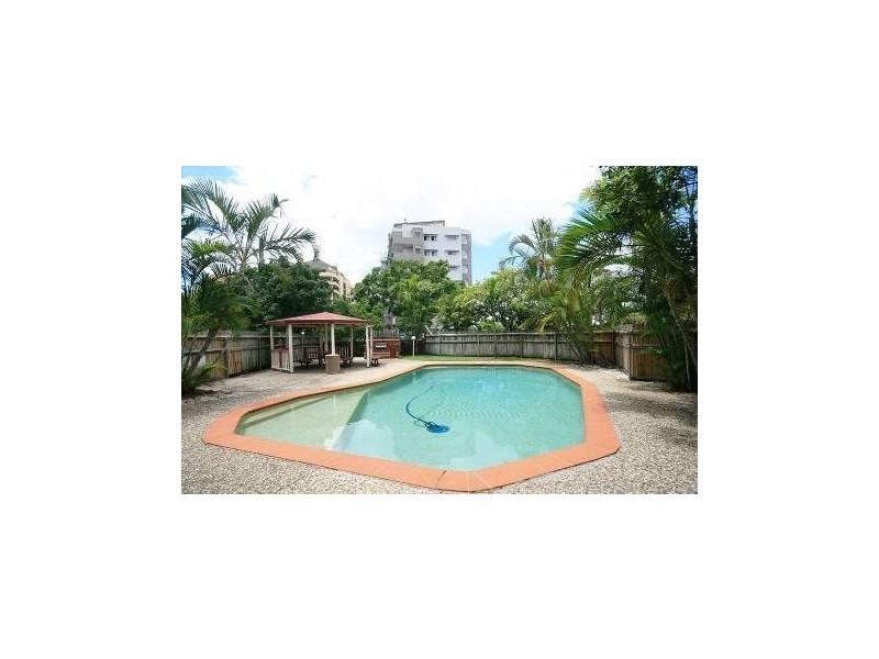 2/234 Shafston Avenue, Kangaroo Point QLD 4169