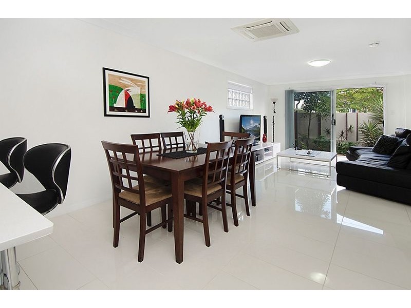 2/88 Kent, Hamilton QLD 4007