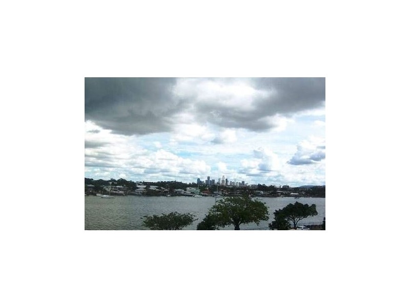 4/17 Whyenbah Street, Hamilton QLD 4007