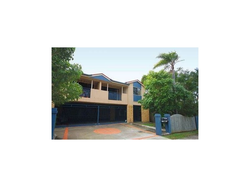 2/24 Hilda Street, Hamilton QLD 4007