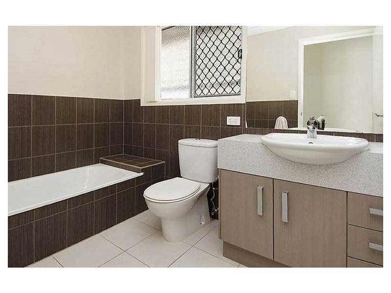 56 Serpentine Road, Pinkenba QLD 4008