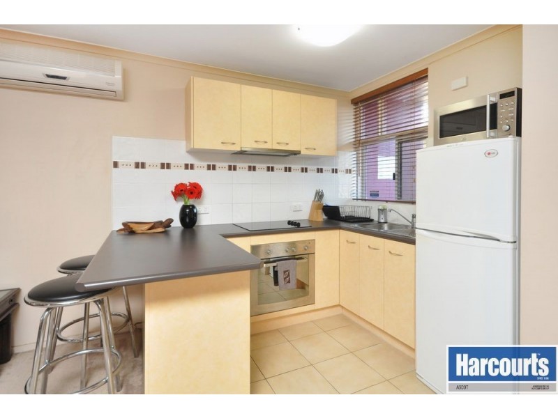 17/256 Kingsford Smith Drive, Hamilton QLD 4007