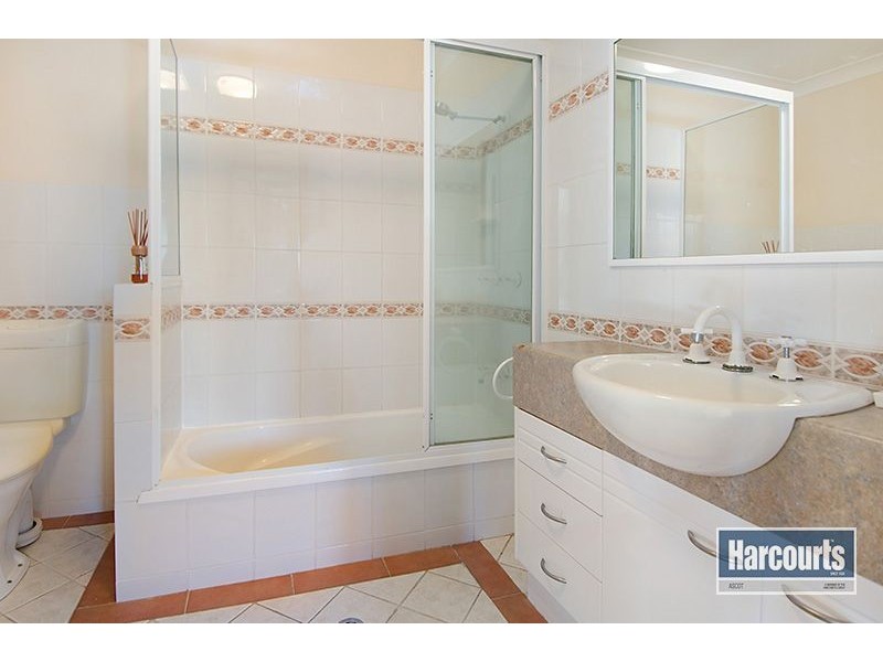 1-4/11 Tufnell Street, Nundah QLD 4012