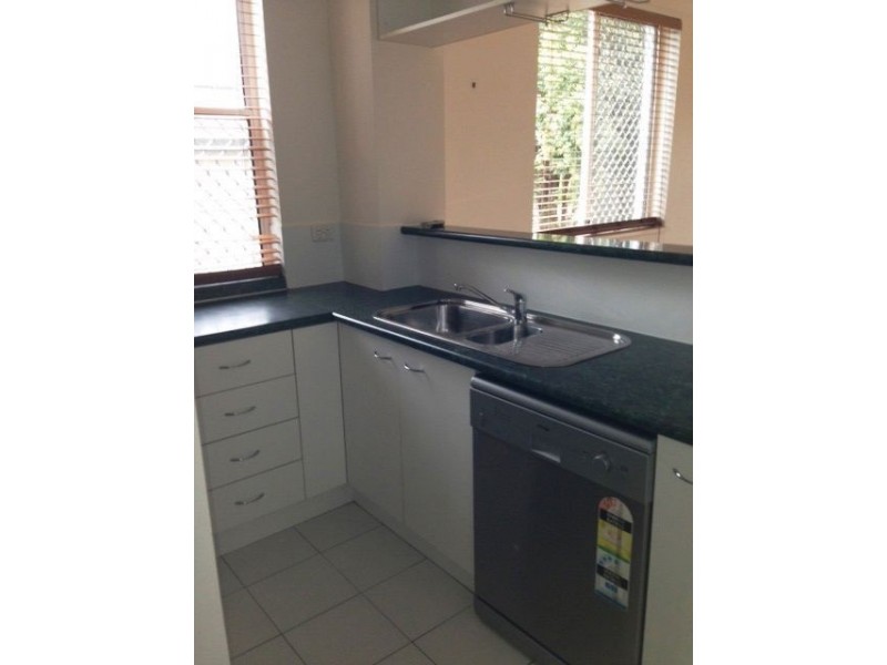 8/25 Duke Street, Ascot QLD 4007