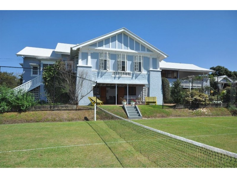 4 Kinmond Avenue, Wavell Heights QLD 4012