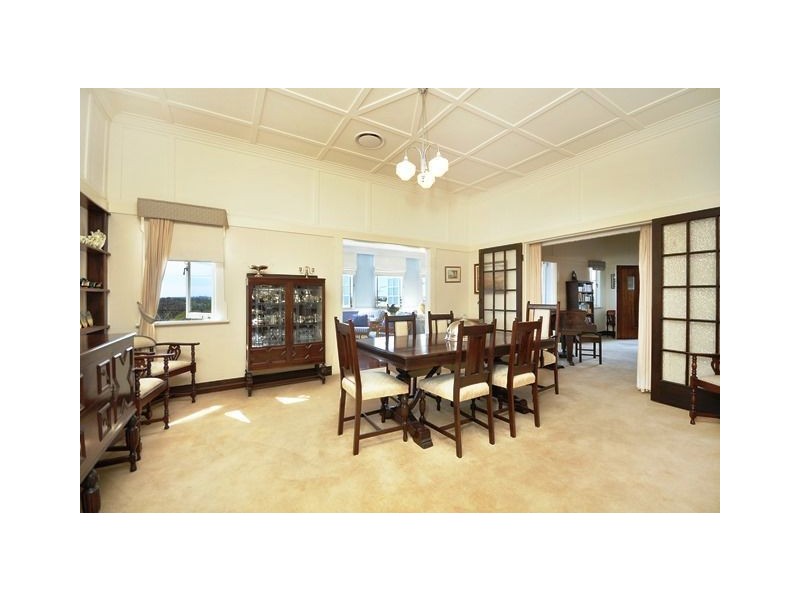 4 Kinmond Avenue, Wavell Heights QLD 4012