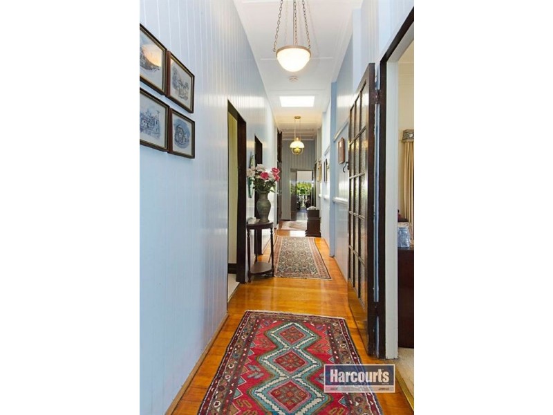 4 Kinmond Avenue, Wavell Heights QLD 4012