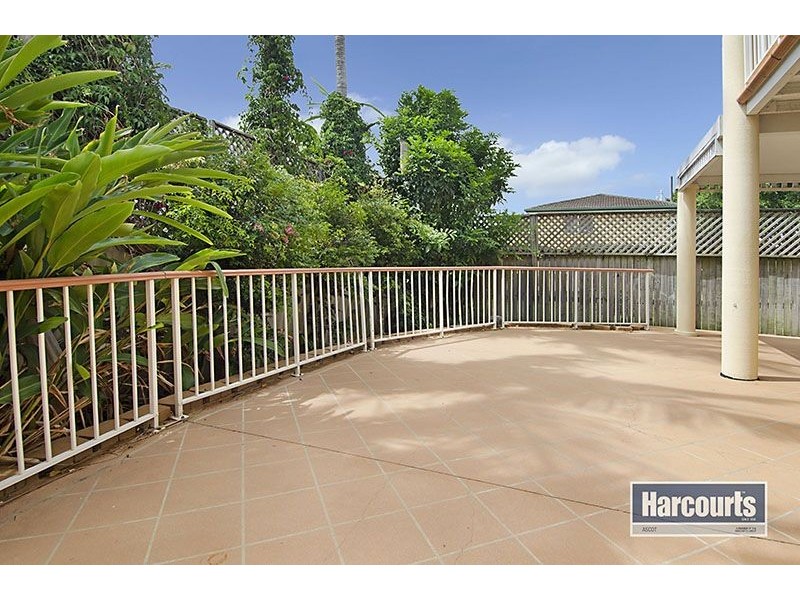 4/11 Tufnell Street, Nundah QLD 4012