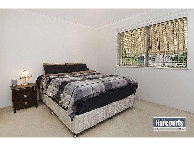 1/9 Rossiter Parade, Hamilton QLD 4007