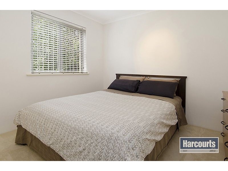 1/9 Rossiter Parade, Hamilton QLD 4007