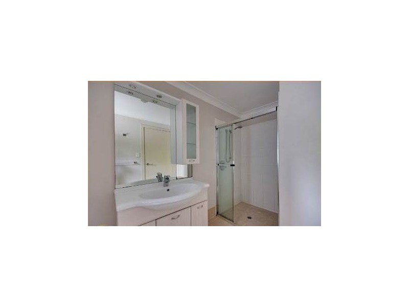 3/92-94 Nudgee Road, Hamilton QLD 4007