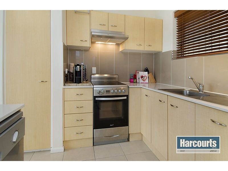 2/37 Reeve Street, Clayfield QLD 4011