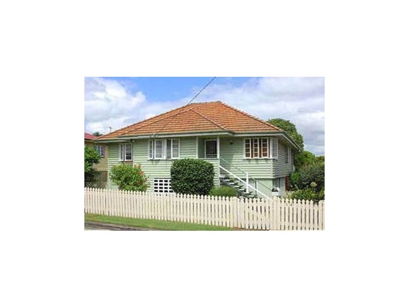 14 Woodville Street, Hendra QLD 4011