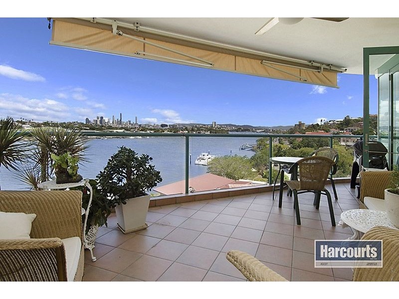 28/11 Harbour Road, Hamilton QLD 4007