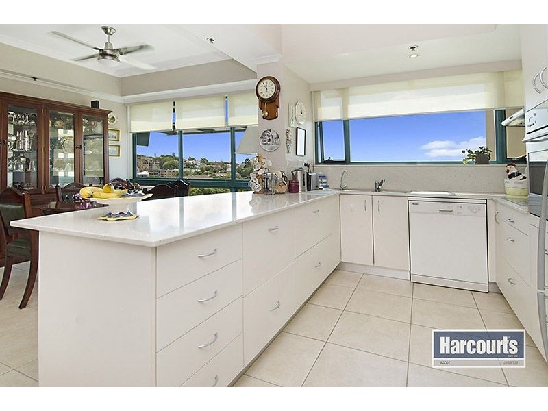 28/11 Harbour Road, Hamilton QLD 4007