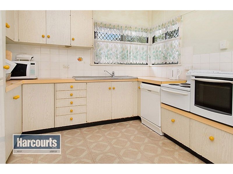 14 Jensen Road, Banyo QLD 4014