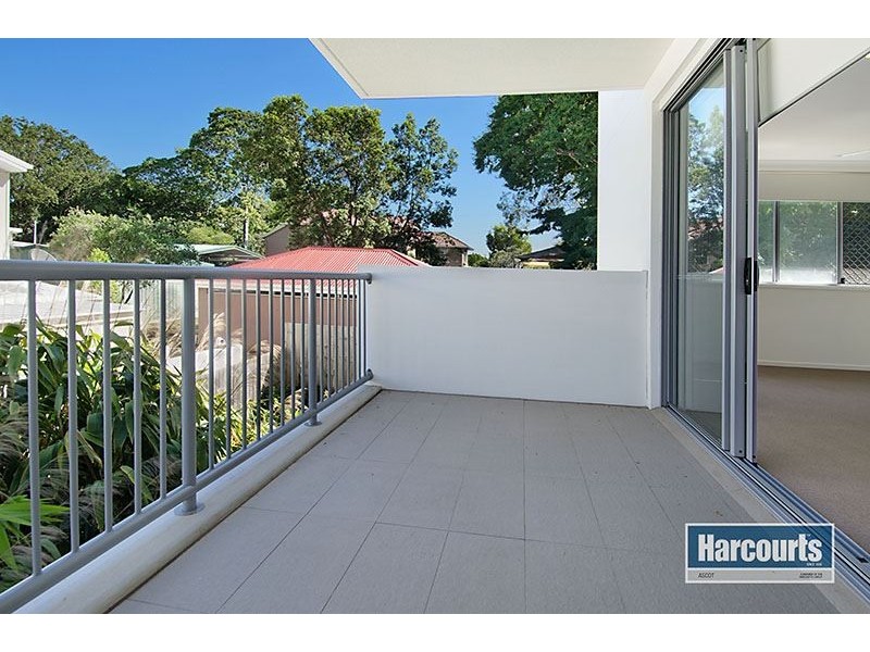 4/32 Windsor Street, Hamilton QLD 4007