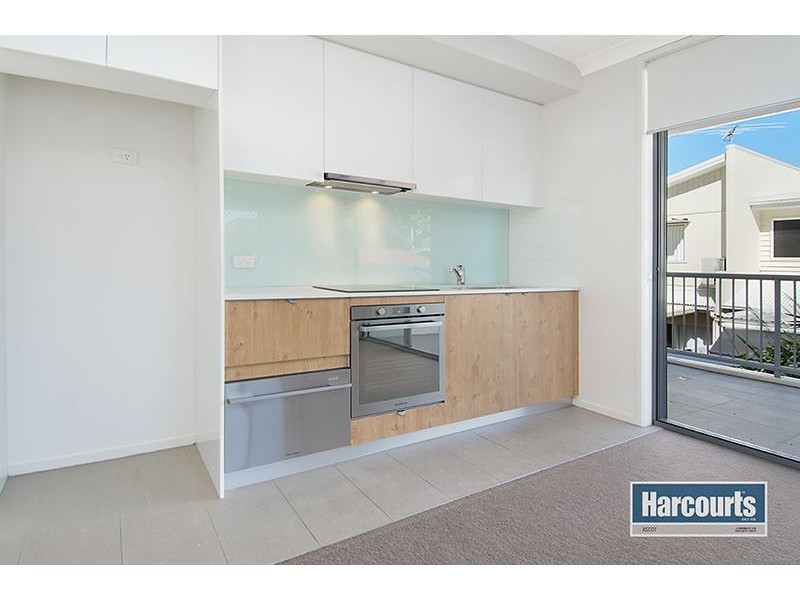 4/32 Windsor Street, Hamilton QLD 4007