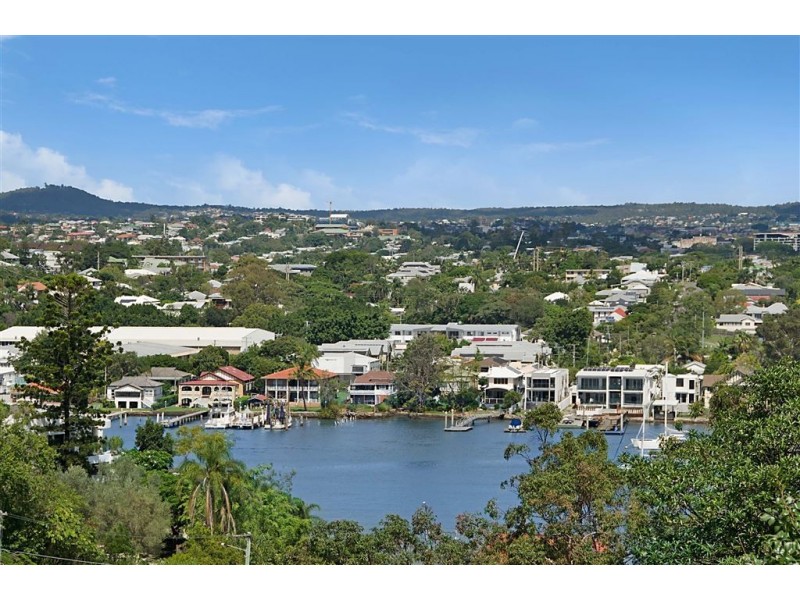 11 Ludlow Street, Hamilton QLD 4007