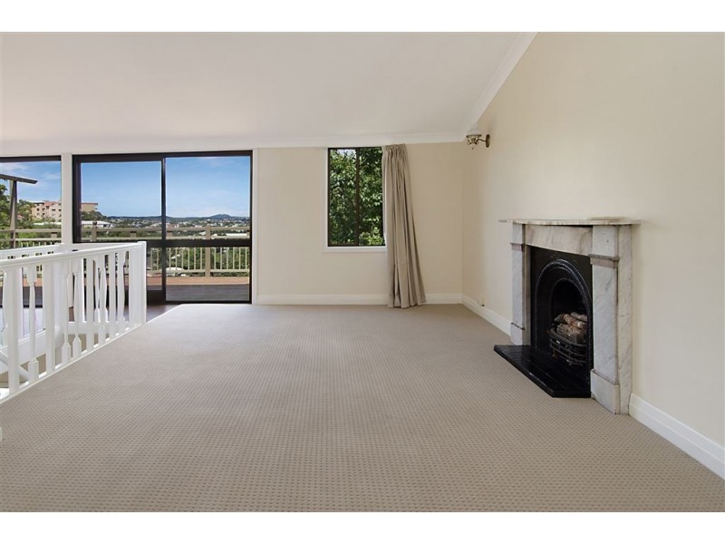 11 Ludlow Street, Hamilton QLD 4007