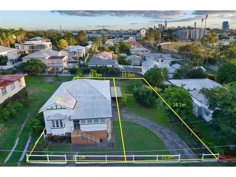 9 Atkinson Street, Hamilton QLD 4007