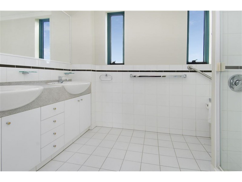 35/11 Harbour Road, Hamilton QLD 4007