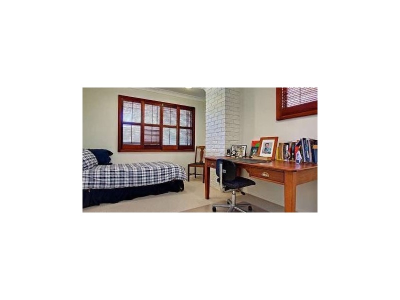 39 Sparkes Avenue, Hamilton QLD 4007