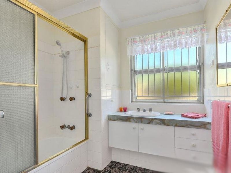 2/12 Attewell Street, Nundah QLD 4012