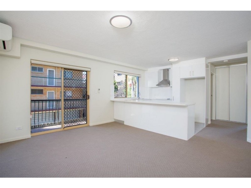 4/52 Buckland Road, Nundah QLD 4012