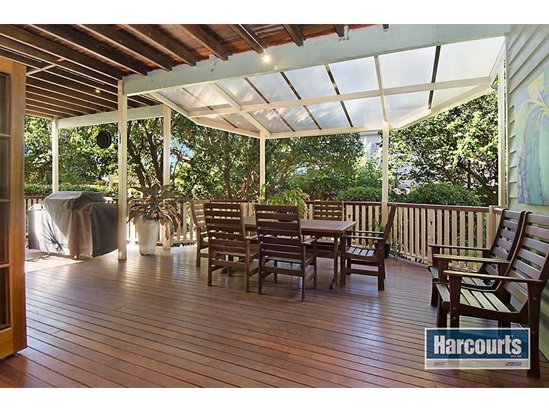 19 Jolly Street, Clayfield QLD 4011