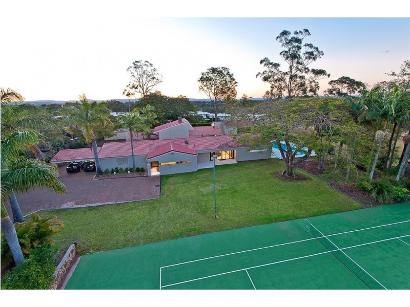 8 Cowie Road, Carseldine QLD 4034