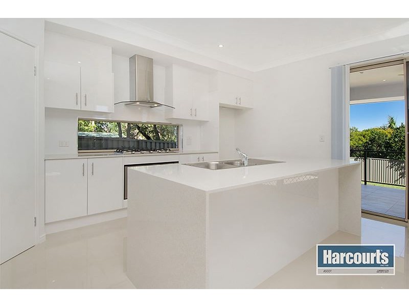 52 Wade Street, Wavell Heights QLD 4012
