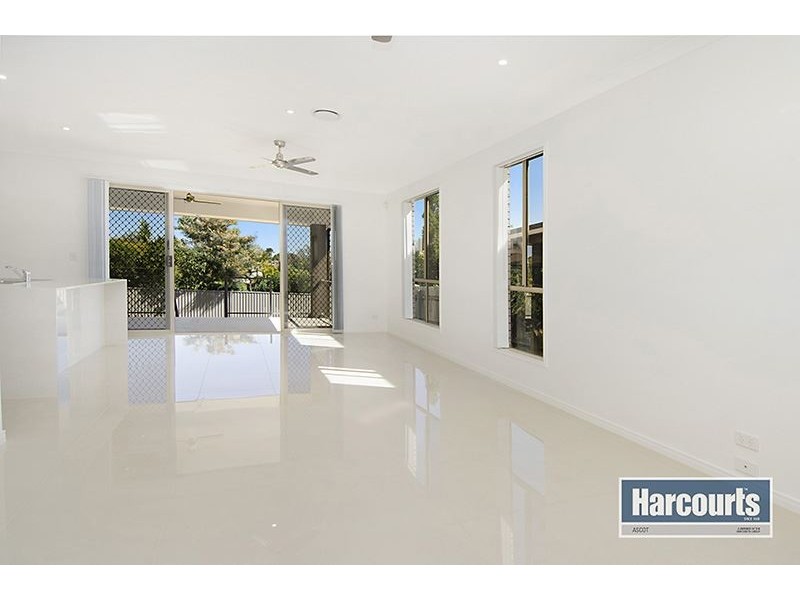 52 Wade Street, Wavell Heights QLD 4012
