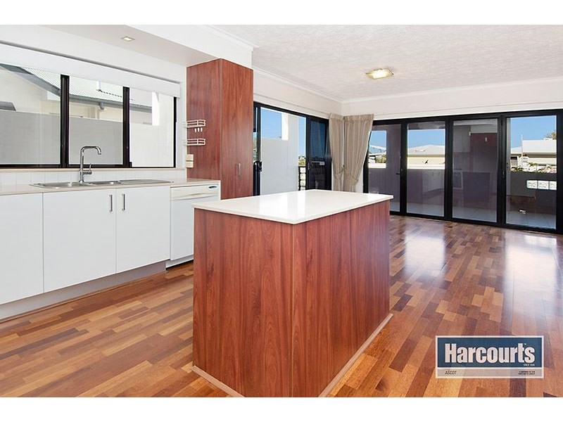 4/98 Racecourse Road, Ascot QLD 4007