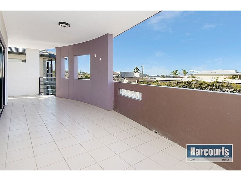 4/98 Racecourse Road, Ascot QLD 4007