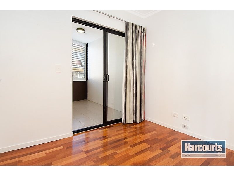 4/98 Racecourse Road, Ascot QLD 4007