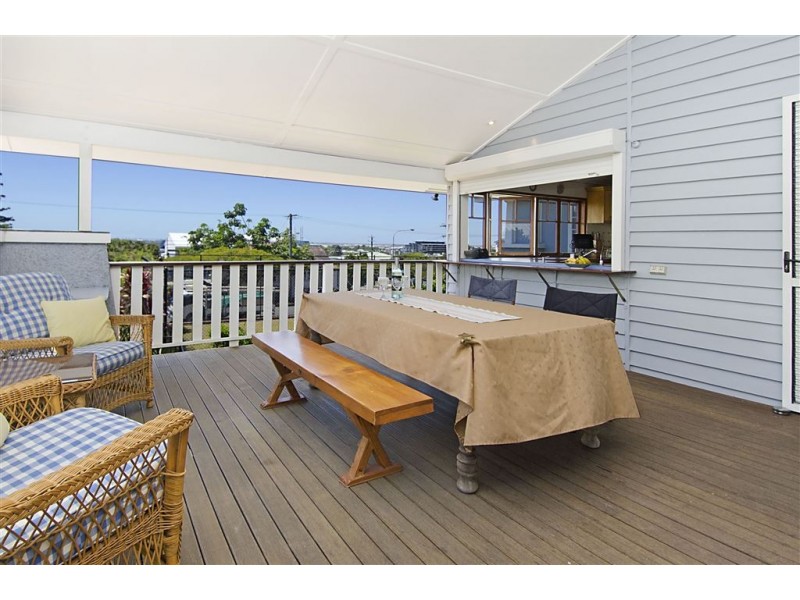 4 Kinmond Avenue, Wavell Heights QLD 4012