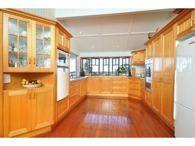 4 Kinmond Avenue, Wavell Heights QLD 4012