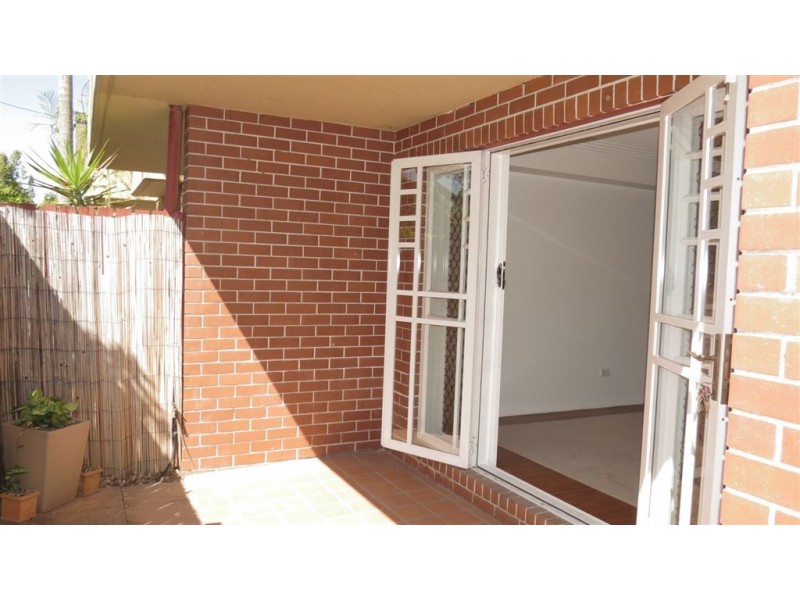 2/12 Magdala Street, Ascot QLD 4007