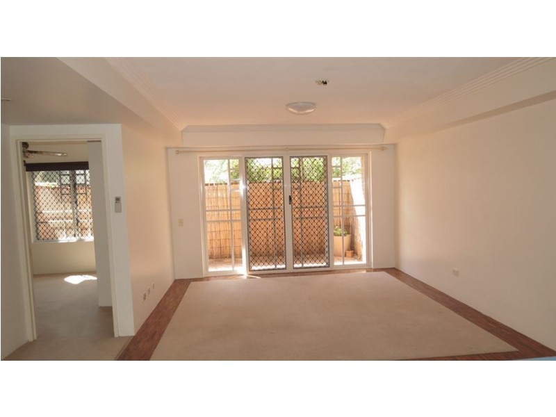 2/12 Magdala Street, Ascot QLD 4007