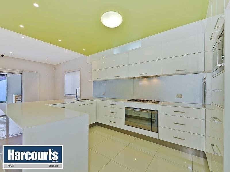 38 School Street, Hendra QLD 4011