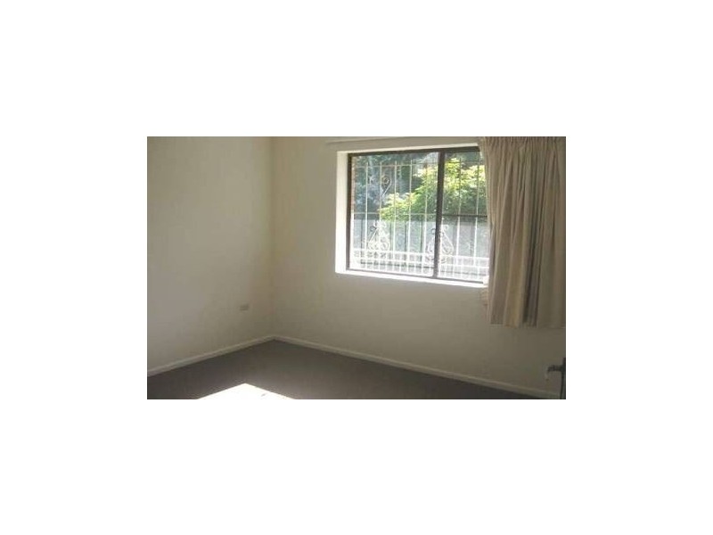 8/26 Crombie Street, Clayfield QLD 4011