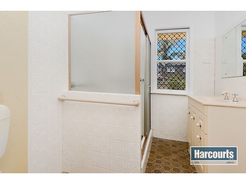 19 Williams Avenue, Hendra QLD 4011