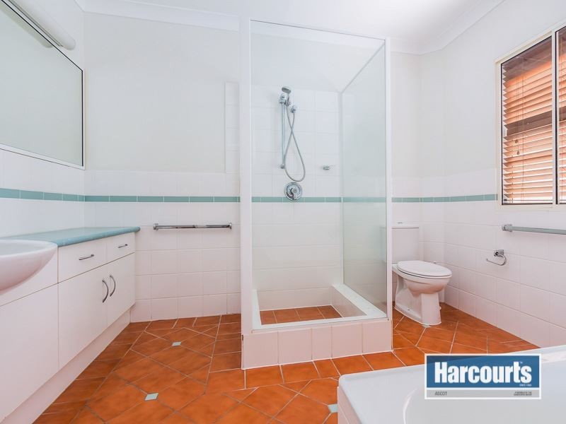 17/143 Racecourse Road, Ascot QLD 4007