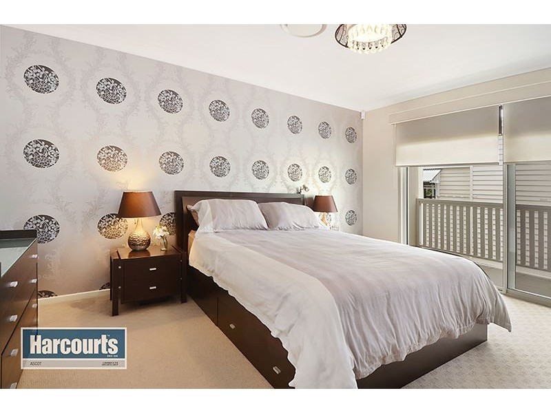 2/51 Oxford Street, Hamilton QLD 4007